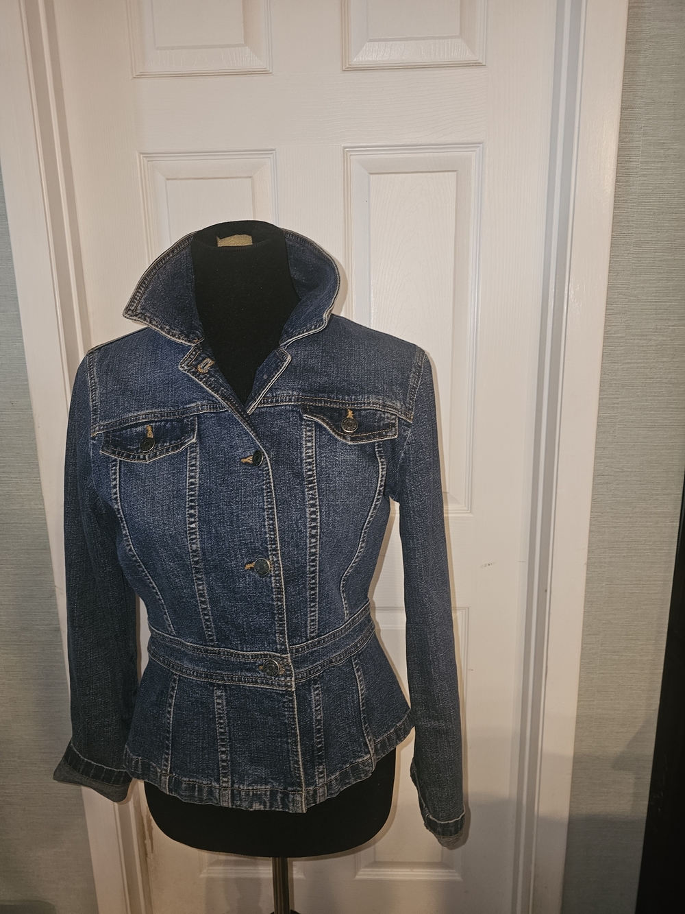 Harold's Dark Blue Denim Fitted Jacket